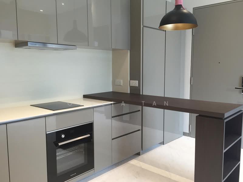 Robin Residences Condominium For Sale at S$ 2,200,000 | PropertyGuru Singapore - Kitchen