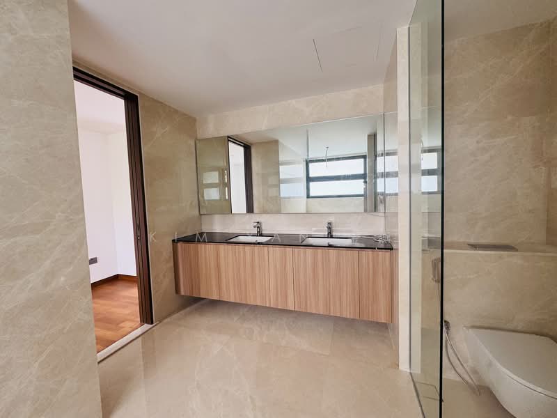Brand New & Freehold Bungalow with Lift and Pool @ exclusive bungalow zone Bungalow House For Sale at S$ 14,800,000 | PropertyGuru Singapore - Bathroom