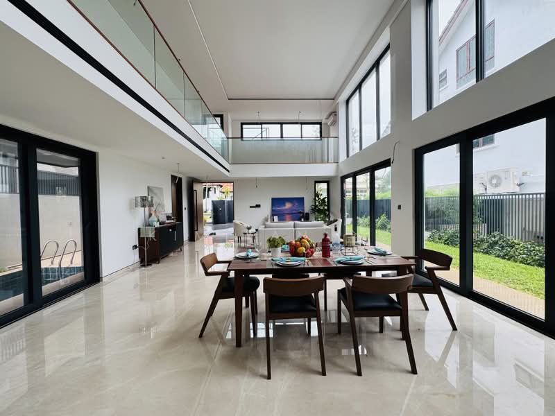 Brand New & Freehold Bungalow with Lift and Pool @ exclusive bungalow zone, Braddell Heights Estate - call 8130 3636 to view, 6 Bedrooms, 9,000 sqft, Bungalow House For Sale, by Kim Yan 金燕, 500094791 - Living Room - PropertyGuru.com.sg