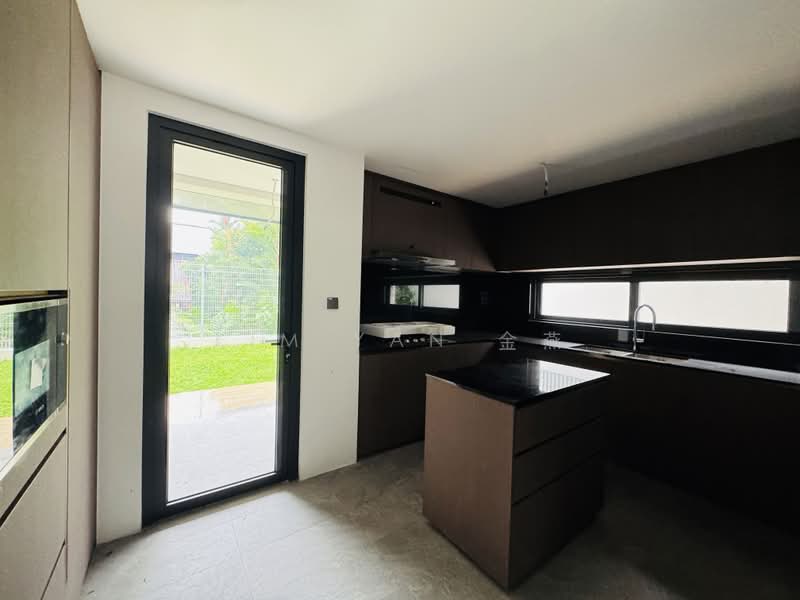 Brand New & Freehold Bungalow with Lift and Pool @ exclusive bungalow zone, Braddell Heights Estate - call 8130 3636 to view, 6 Bedrooms, 9,000 sqft, Bungalow House For Sale, by Kim Yan 金燕, 500094791 - Kitchen - PropertyGuru.com.sg