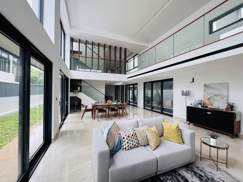 Brand New & Freehold Bungalow with Lift and Pool @ exclusive bungalow zone, Braddell Heights Estate - call 8130 3636 to view, 6 Bedrooms, 9,000 sqft, Bungalow House For Sale, by Kim Yan 金燕, 500094791 - Living Room - PropertyGuru.com.sg