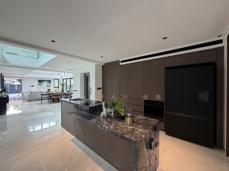 Brand New & Freehold Bungalow with Lift and Pool @ exclusive bungalow zone, Braddell Heights Estate - call 8130 3636 to view, 6 Bedrooms, 9,000 sqft, Bungalow House For Sale, by Kim Yan 金燕, 500094791 - Kitchen - PropertyGuru.com.sg
