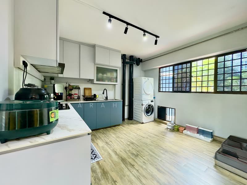 730 Tampines Street 71 HDB Flat For Sale at S$ 798,888 | PropertyGuru Singapore - Kitchen