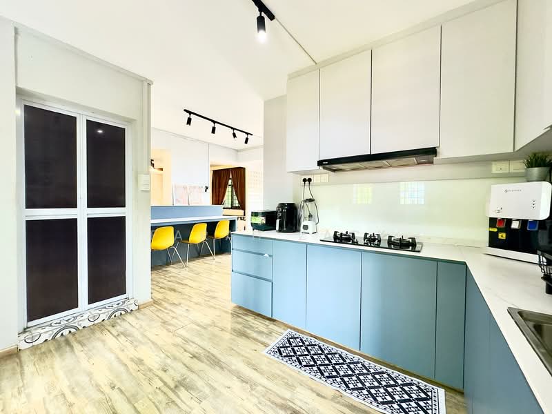 730 Tampines Street 71 HDB Flat For Sale at S$ 798,888 | PropertyGuru Singapore - Kitchen