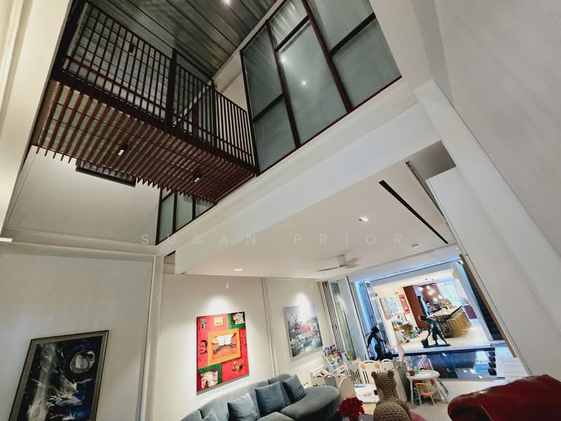 Orchard Shophome With 2 Carparks! Conservation House For Sale at S$ 6,350,000 | PropertyGuru Singapore - Living Room