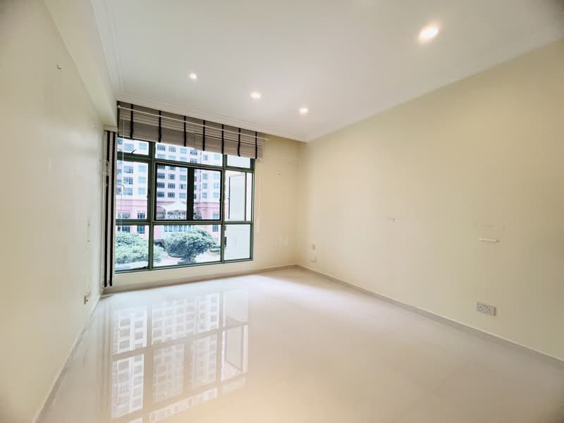 Tiara, 1 Kim Seng Walk, 2 Bedrooms, 893 sqft, Apartment For Rent, by Vivien Lou, 500094841 - Master Bedroom - PropertyGuru.com.sg