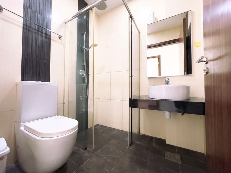 Cardiff Residence, 101 Cardiff Grove, 2 Bedrooms, 517 sqft, Condominium For Rent, by Marcus Luah, 500094849 - Bathroom - PropertyGuru.com.sg