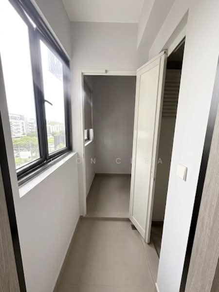 Affinity At Serangoon Condominium For Sale at S$ 2,099,000 | PropertyGuru Singapore - Corridor
