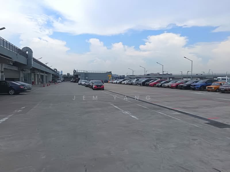 Carros Centre, 60 JALAN LAM HUAT, 2,088 sqft, Factory / Workshop (B2) For Rent, by Jem Yang, 500094857 - Car Park - CommercialGuru.com.sg