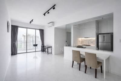 For Rent - Queens Peak