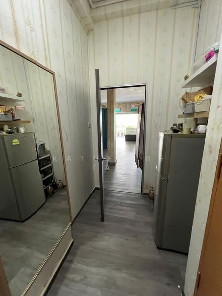 501 West Coast Drive, 501 West Coast Drive, 1,657 sqft, Shop / Shophouse For Rent, by Katherine Tan, 500094860 - Corridor - CommercialGuru.com.sg