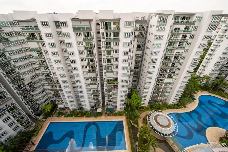 The Warren Apartment For Sale at S$ 2,800,000 | PropertyGuru Singapore - Exterior