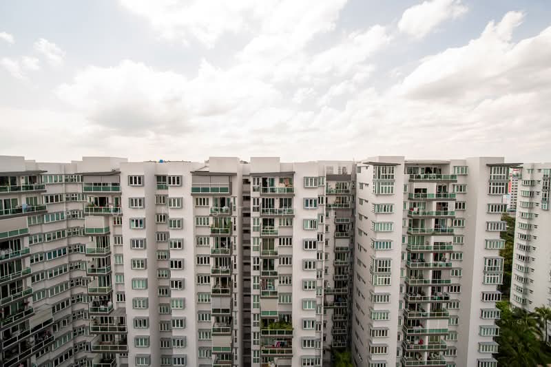 The Warren Apartment For Sale at S$ 2,800,000 | PropertyGuru Singapore - Exterior