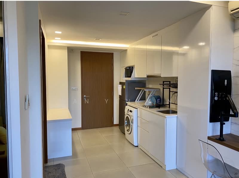 Avant Residences Apartment For Sale at S$ 1,500,000 | PropertyGuru Singapore - Kitchen
