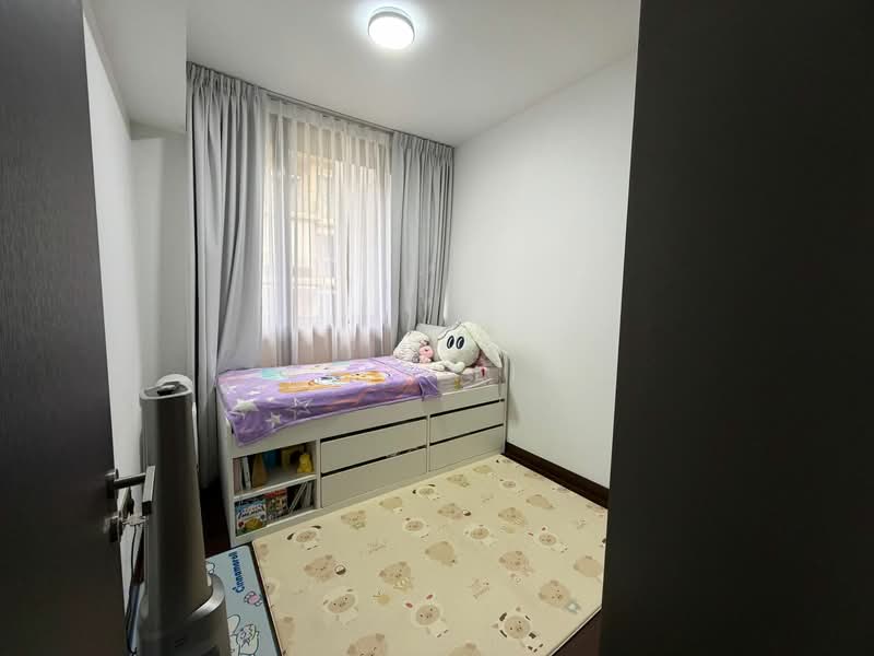 For Rent - The Commodore