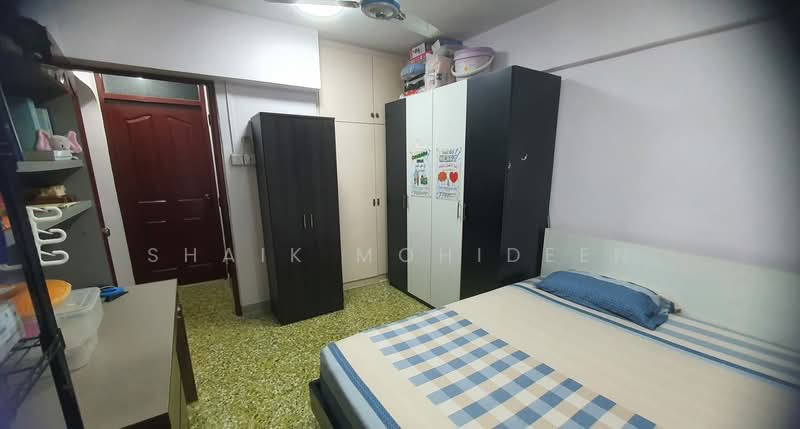 125 Hougang Avenue 1 HDB Flat For Sale at S$ 498,000 | PropertyGuru Singapore - Bedroom