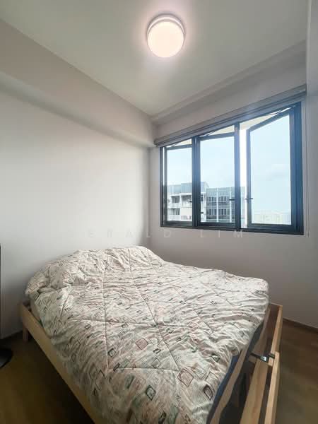 Parc Botannia, 10 Fernvale Street, 2 Bedrooms, 667 sqft, Condominium For Rent, by Gerald Lim, 500094892 - Bedroom - PropertyGuru.com.sg