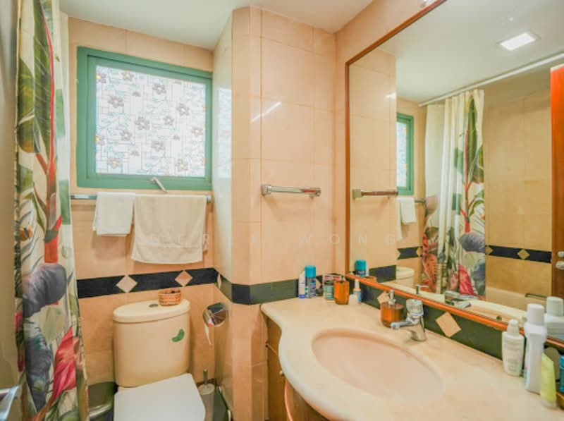 The Quayside, 60 Robertson Quay, 3 Bedrooms, 1,626 sqft, Apartment For Rent, by Derek Wong, 500094906 - Bathroom - PropertyGuru.com.sg