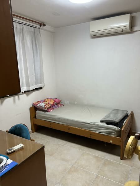 110 Bishan Street 12 HDB Flat For Sale at S$ 575,000 | PropertyGuru Singapore - Bedroom