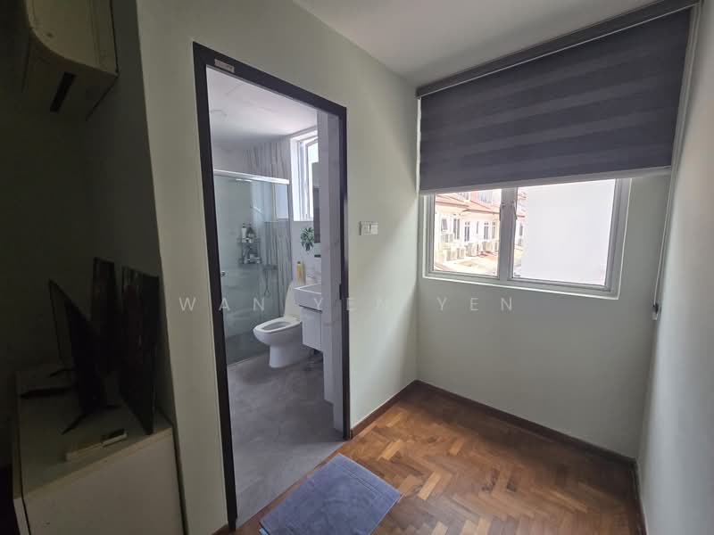 Loyang Villas, Loyang Rise, Room Rental, 200 sqft, Terraced House For Rent, by Wan Yen Yen, 500094912 - Bathroom - PropertyGuru.com.sg