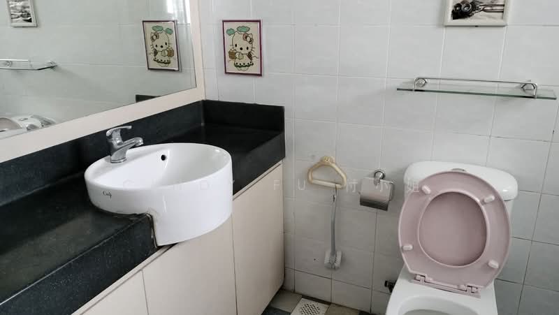 116A Rivervale Drive, 116A Rivervale Drive, 3 Bedrooms, 1,238 sqft, HDB Flat For Rent, by Cindy Fu 付小姐, 500094938 - Bathroom - PropertyGuru.com.sg