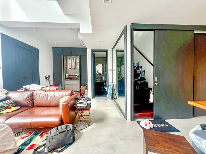 Strata Apartment For Sale at S$ 2,399,000 | PropertyGuru Singapore - Living Room