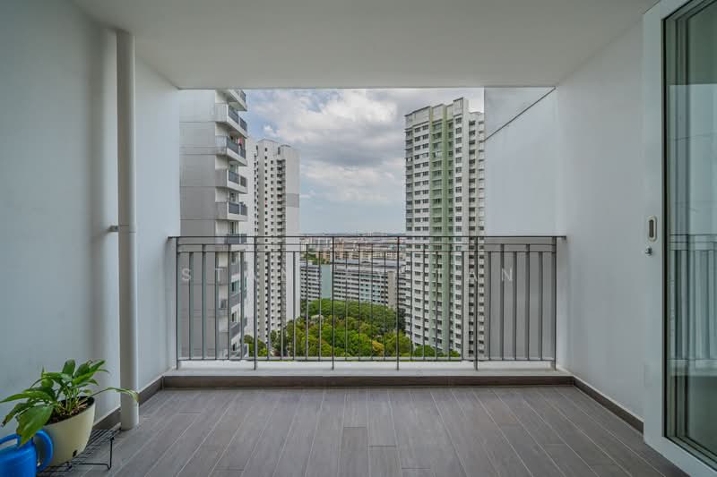 588A Ang Mo Kio Street 52 HDB Flat For Sale at S$ 1,120,000 | PropertyGuru Singapore - Balcony