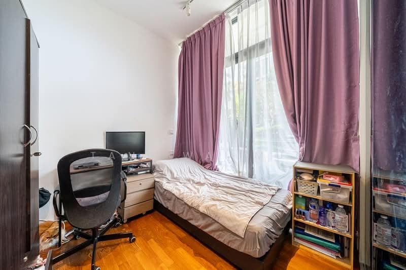 Urban Vista Condominium For Sale at S$ 980,000 | PropertyGuru Singapore - Bedroom