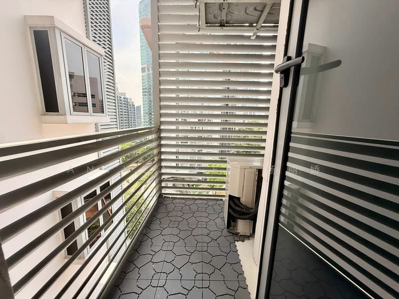 City Edge, 18 Moulmein Rise, 3 Bedrooms, 289 sqft, Apartment For Rent, by Anthea Yeo 杨丽娇, 500094976 - Balcony - PropertyGuru.com.sg