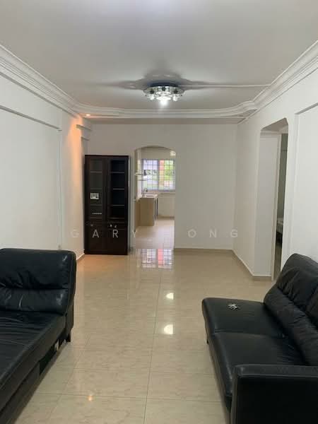 120 Ang Mo Kio Avenue 3 HDB Flat For Sale at S$ 548,000 | PropertyGuru Singapore - Living Room
