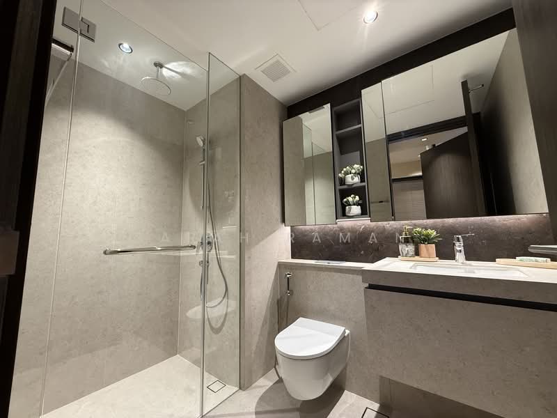 The Ranz Apartment For Sale at S$ 1,575,000 | PropertyGuru Singapore - Bathroom