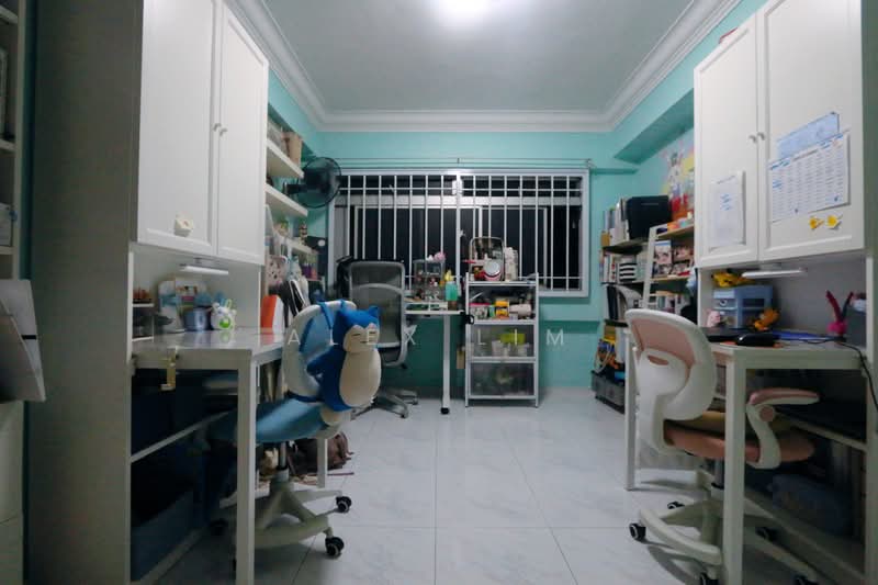 181 Pasir Ris Street 11 HDB Flat For Sale at S$ 750,000 | PropertyGuru Singapore - Study