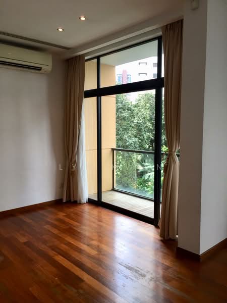 38 Draycott Drive Apartment For Sale at S$ 3,680,000 | PropertyGuru Singapore - Balcony