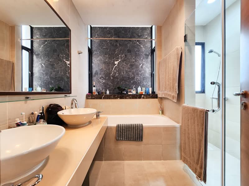 38 Draycott Drive, 38 Draycott Drive, 3 Bedrooms, 1,442 sqft, Apartment For Sale, by Lyn Kwan, 500095032 - Bathroom - PropertyGuru.com.sg
