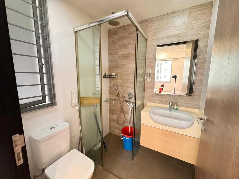 Hills TwoOne Apartment For Sale at S$ 1,538,000 | PropertyGuru Singapore - Bathroom