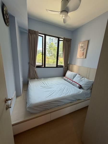 Treasure at Tampines Condominium For Sale at S$ 1,230,000 | PropertyGuru Singapore - Common bedroom