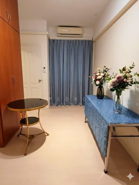Common Bedroom