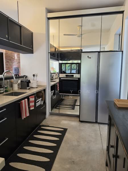 Beautiful D10 Kingsmead Detached for Rent, Kingsmead Road, 7 Bedrooms, 6,000 sqft, Detached House For Rent, by Keith Yong Mun, 500095085 - Kitchen - PropertyGuru.com.sg