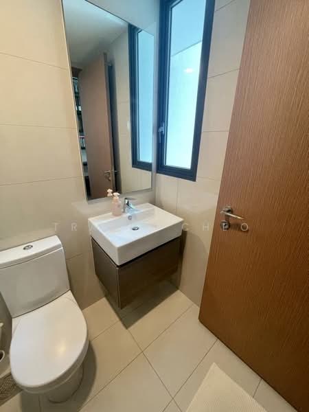 Belysa Executive Condominium For Sale at S$ 1,780,000 | PropertyGuru Singapore - Bathroom 3