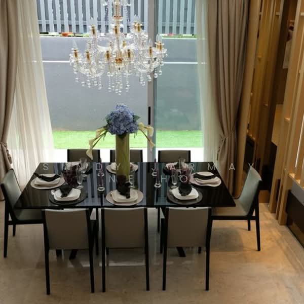 Toh Crescent Semi-Detached House For Sale at S$ 7,850,000 | PropertyGuru Singapore - Dining Room
