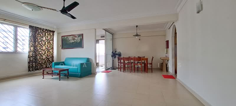 205 Serangoon Central HDB Flat For Sale at S$ 948,888 | PropertyGuru Singapore - Living Room