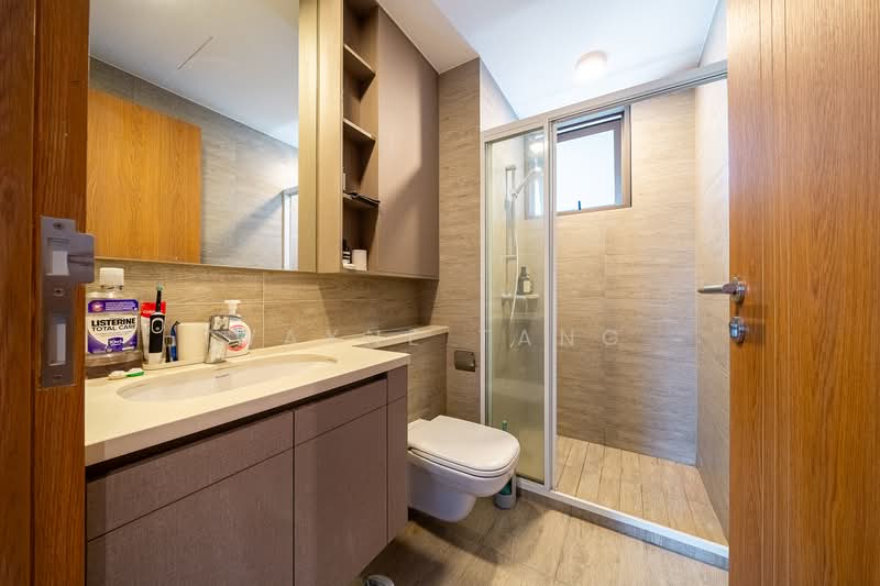 Rivercove Residences EC Condominium For Sale at S$ 1,599,000 | PropertyGuru Singapore - Bathroom