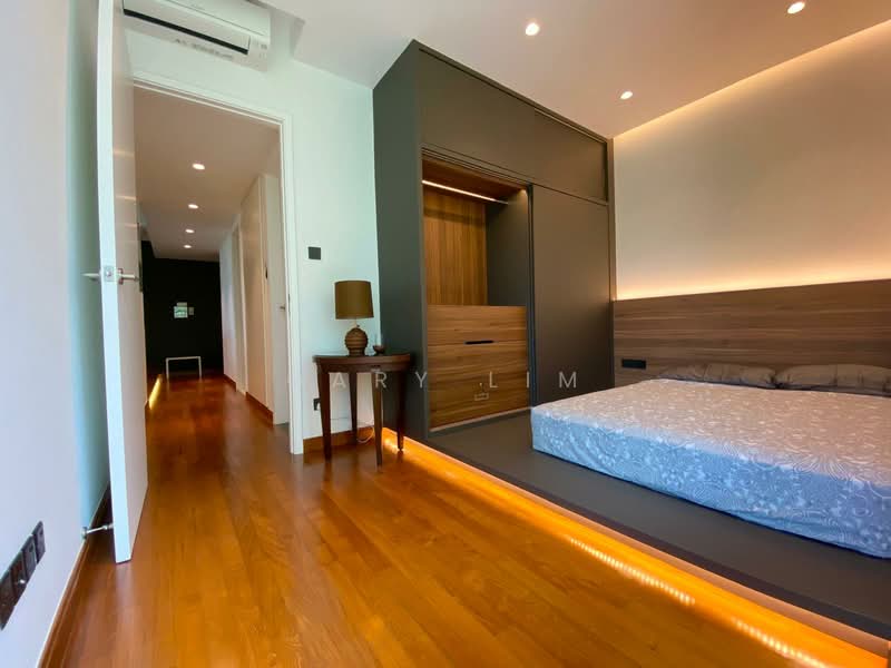 Cairnhill Crest, 2 Cairnhill Circle, 2 Bedrooms, 1,206 sqft, Condominium For Rent, by Gary Lim, 500095123 - Bedroom - PropertyGuru.com.sg