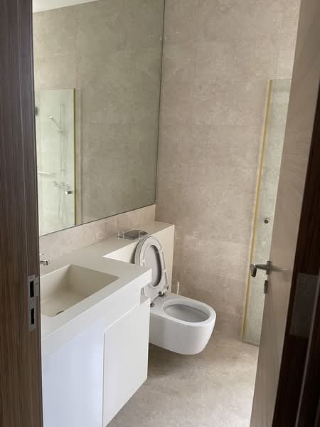 Latitude, 35 Jalan Mutiara, 2 Bedrooms, 1,324 sqft, Condominium For Rent, by Michelle Yu, 500095125 - Bathroom - PropertyGuru.com.sg