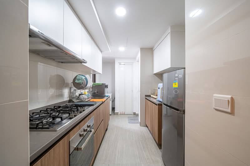 Rivercove Residences EC Condominium For Sale at S$ 1,599,000 | PropertyGuru Singapore - Kitchen