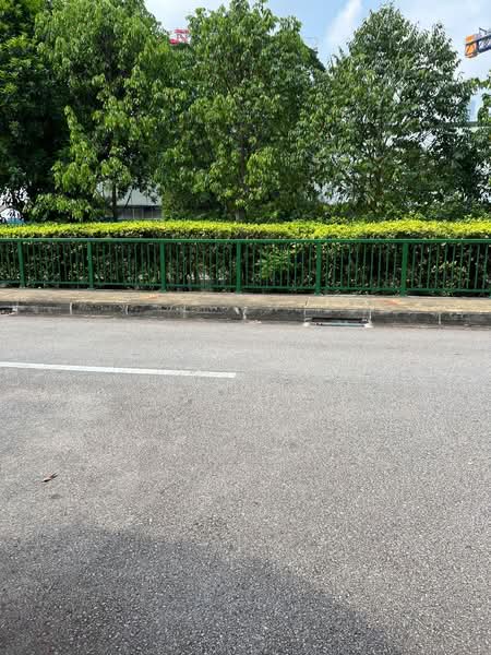 Holland Grove Semi-Detached House For Sale at S$ 4,800,000 | PropertyGuru Singapore