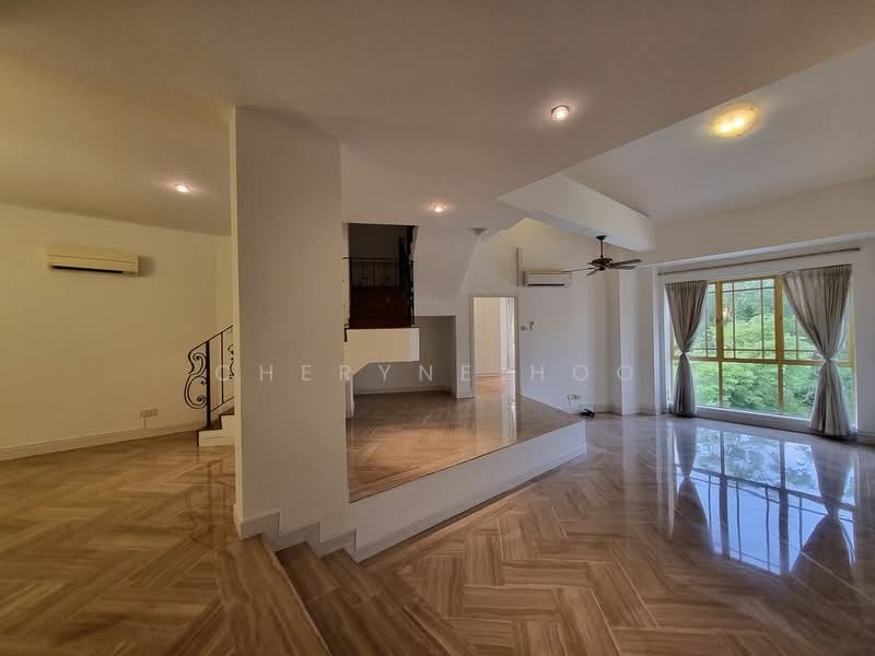 Orange Regency, 101 Fernhill Road, 4 Bedrooms, 2,433 sqft, Apartment For Rent, by Cheryne Hoo, 500095132 - Living Room - PropertyGuru.com.sg