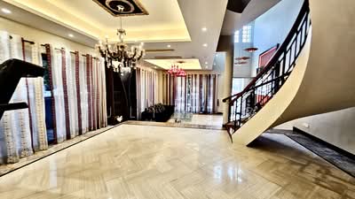 For Rent - Designer Renovated 3-Storey Semi-D @ kew drive