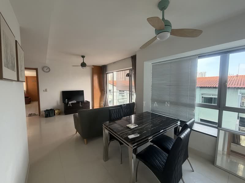 Esta Ruby, 500 Guillimard Road, 2 Bedrooms, 958 sqft, Condominium For Sale, by Alfred Tan, 500095162 - Living Room - PropertyGuru.com.sg