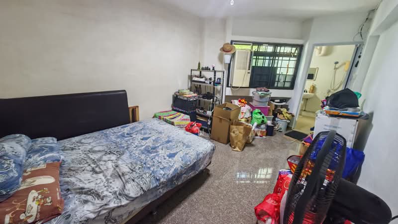 135 Potong Pasir Avenue 3 HDB Flat For Sale at S$ 700,000 | PropertyGuru Singapore - Bedroom